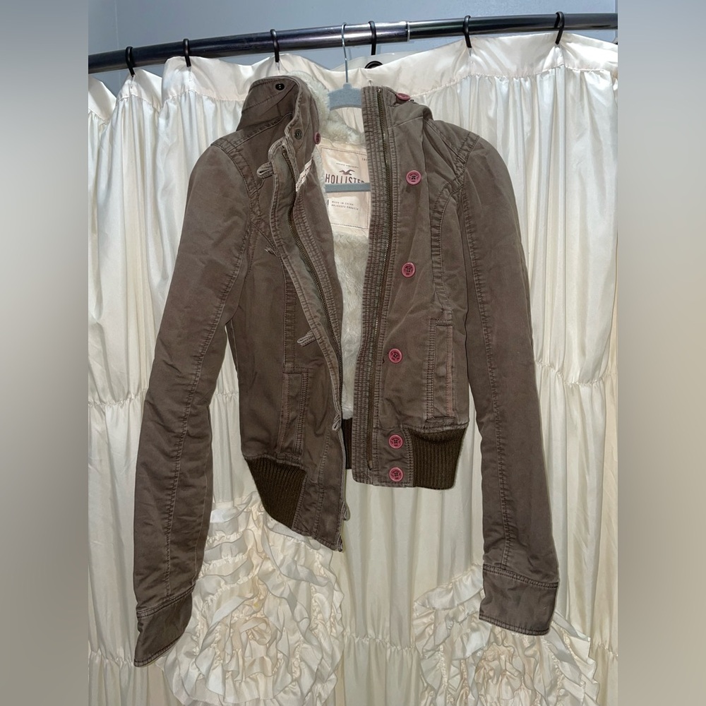 Hollister Women's Brown Jacket faux fur jacket size medium buttons, hood. Zipper
